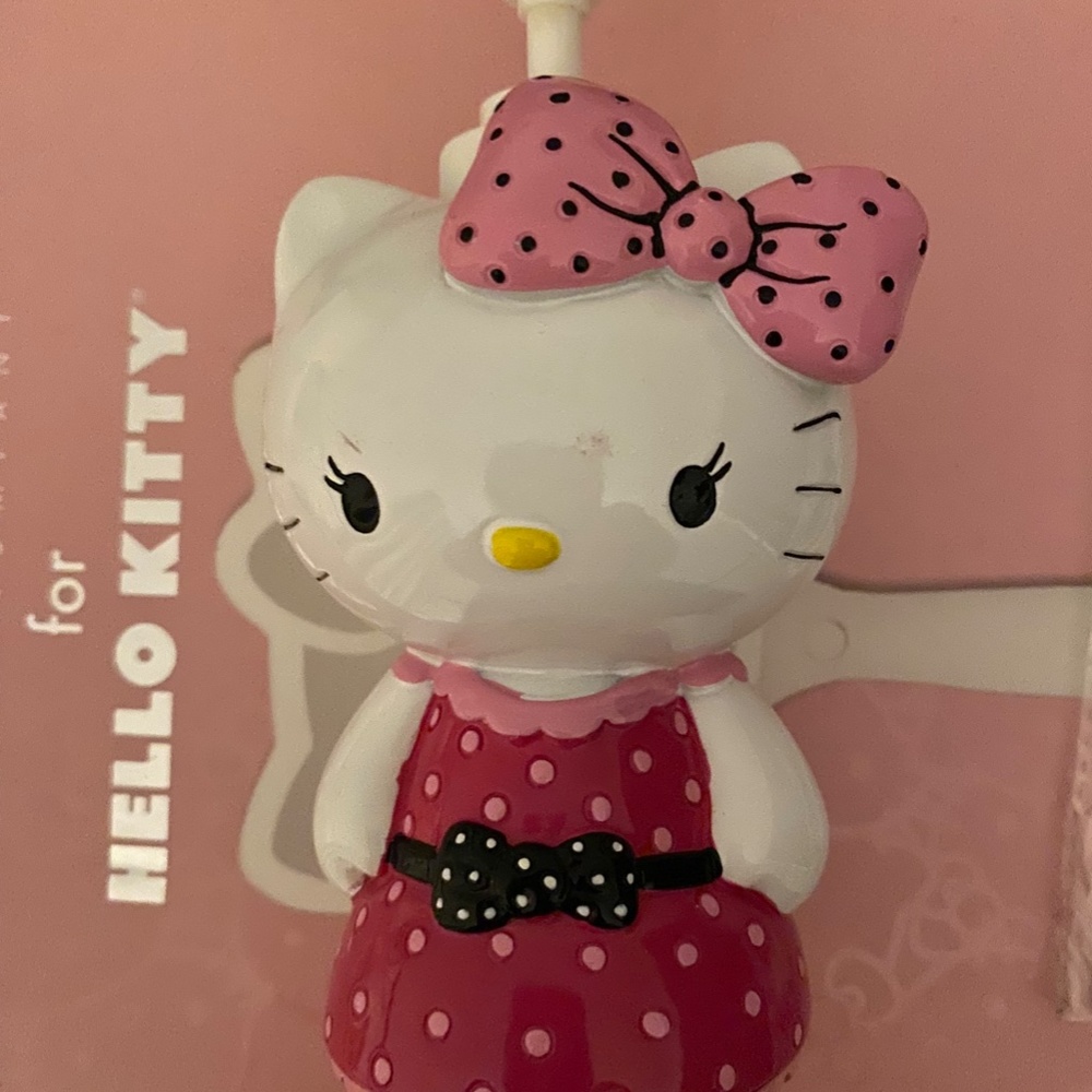 HELLOKITTY - Picture 2 of 2